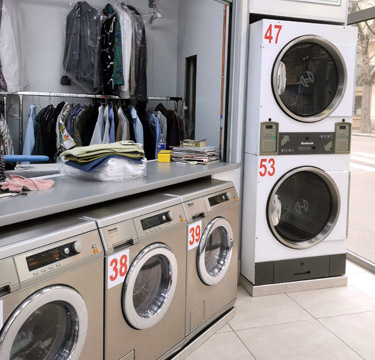 7 Séchoirs haute performance eet grande capacité dans votre laverie automatique rue de Prague 75012 Paris